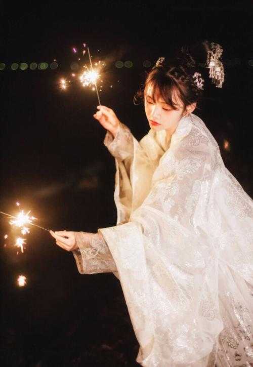 报告太子：这个太子妃好眼熟