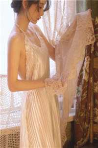 女友被糟蹋跳楼，我却反手向她妹妹求婚在线看