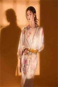 第九次民政局失约，我闪婚前任死对头最新章节