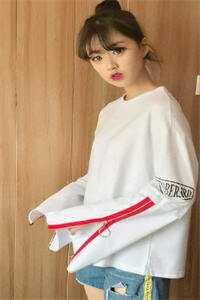 他的月亮照着别人的海的小说