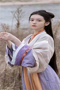一觉醒来，怀了阴郁少年的崽短篇