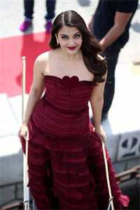 订婚前夜，收到老婆的不雅照已完结