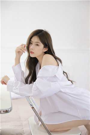 新婚夜你去追白月光？霸总他夜发暧昧照异常火爆