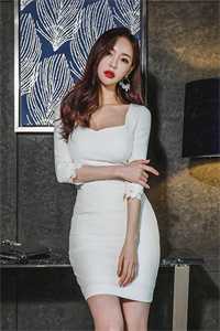 乱世红颜系统？美人们我来了小说