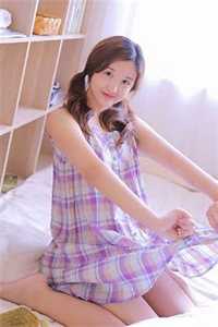 首富来孤儿院认亲时，我抱紧了他的大腿by