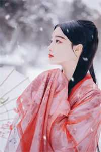 妻子把我跪三千台阶求来的平安扣送给男秘后，我笑了小说