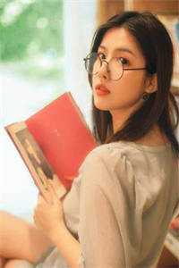 发小死后的第七年，我手撕系统杀穿了修仙界无删减全文