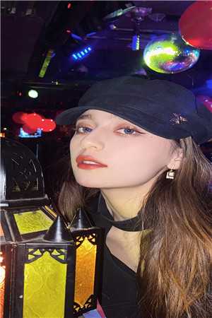 邻居家的猫，咬碎了他背叛的谎言最后结局