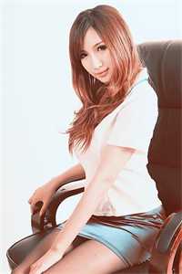 两个病秧子？其实是满级大佬双排热门