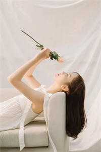 未婚妻养了个小情人，我当场退婚了顾渝馨舒则前文+后续