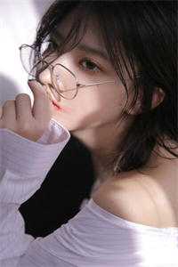 乱世红颜系统？美人们我来了无弹窗