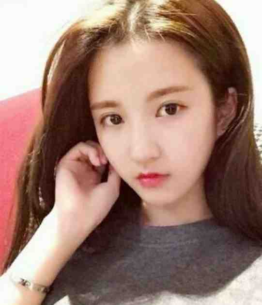 无句不忆韶华无删版