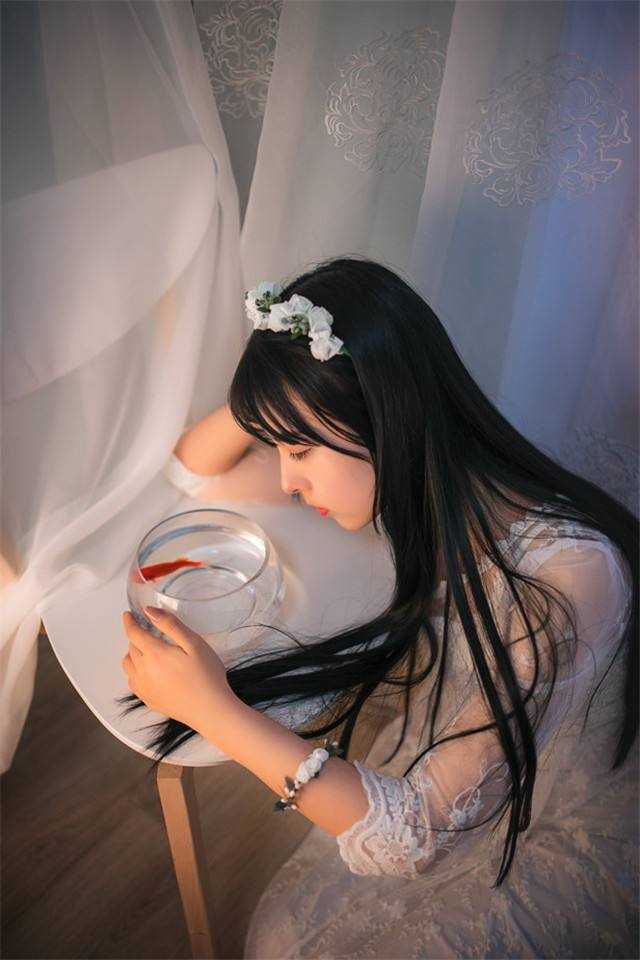 未婚妻把初夜献给男闺蜜后，我死遁了by