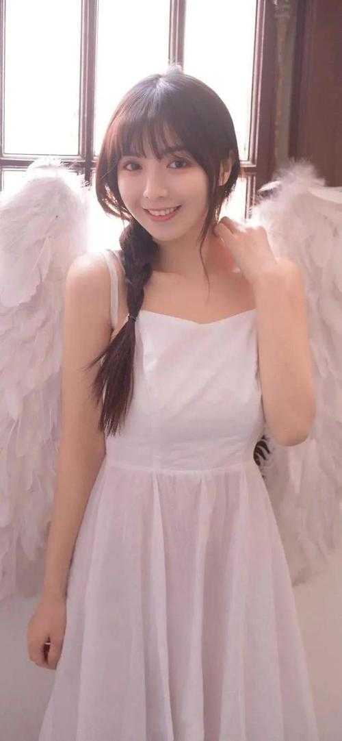 卖假铜的小女孩儿无删版